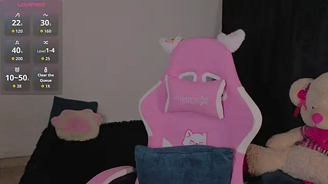 Gaby  Howards online show from 11/22/25, 07:02