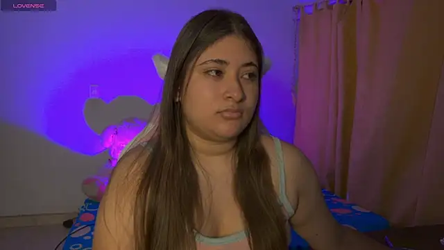 Gaby  Howards online show from 11/17/25, 05:39