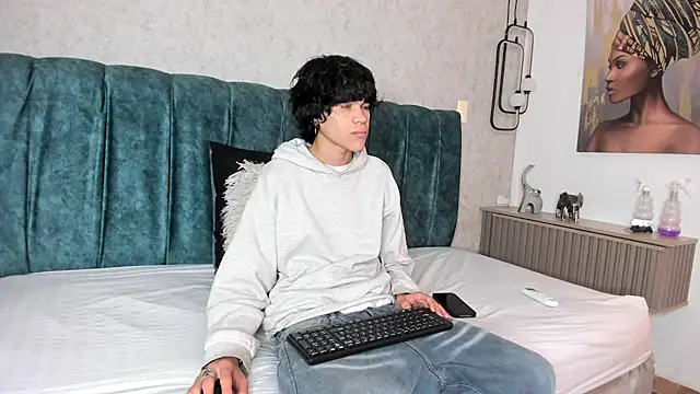 Diamond twink online show from 06/26/26, 02:12