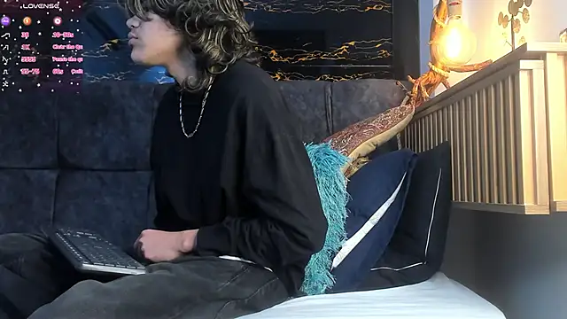 Diamond twink online show from 11/14/25, 04:16