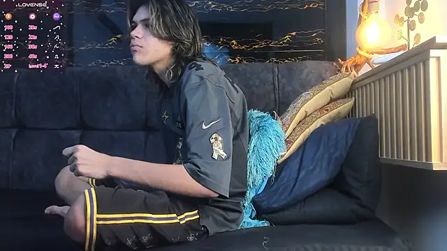 Diamond twink online show from 11/26/25, 04:01