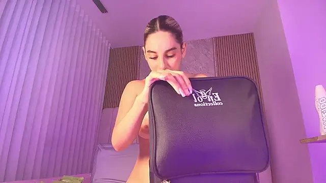 Snapshot of celeste_moonx chatting on 02/05/26, 12:01 celeste moonx online show from 02/05/26, 12:01