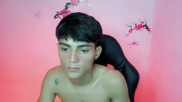 Thommy cute online show from 09/27/25, 06:14