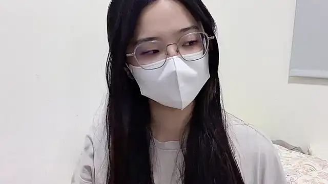 Snapshot of LHeart chatting on 03/23/26, 01:55 LHeart online show from 03/23/26, 01:55