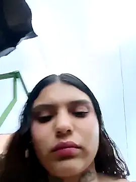 Alis 1327 online show from 10/26/25, 10:32