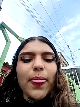 Alis 1327 online show from 10/27/25, 09:16