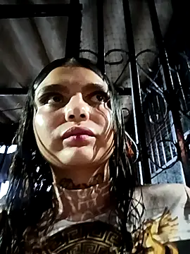 Alis 1327 online show from 10/20/25, 12:13