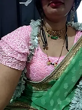 Snapshot of sesiteluguammayi chatting on 05/30/26, 02:40 sesiteluguammayi online show from 05/30/26, 02:40