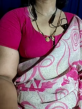 Snapshot of sesiteluguammayi chatting on 06/17/26, 12:00 sesiteluguammayi online show from 06/17/26, 12:00
