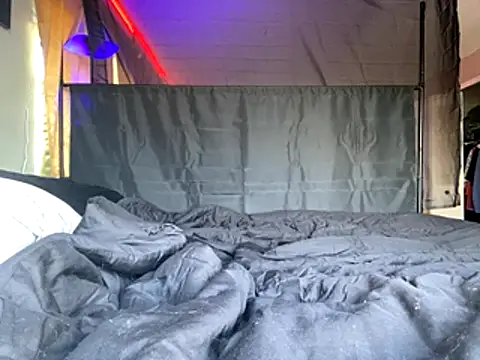 Snapshot of lilthicky352 chatting on 11/05/25, 08:45 lilthicky352 online show from 11/05/25, 08:45