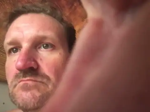 Snapshot of lilthicky352 chatting on 10/26/25, 08:42 lilthicky352 online show from 10/26/25, 08:42