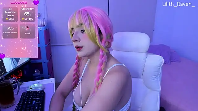 Lilith Raven  online show from 11/28/25, 04:12