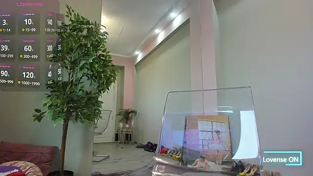 MayaHellen online show from 09/09/25, 04:55