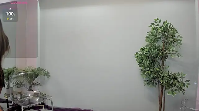 MayaHellen online show from 11/05/25, 05:43