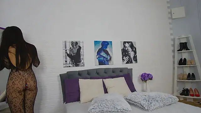 Snapshot of Agnessa chatting on 01/17/26, 10:19 Agnessa online show from 01/17/26, 10:19