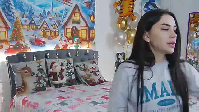 Snapshot of Agnessa chatting on 12/18/25, 09:14 Agnessa online show from 12/18/25, 09:14