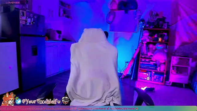 AlyssaRomanova online show from 12/15/25, 04:18