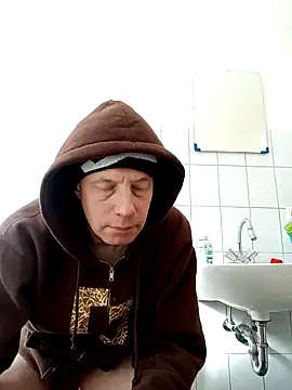 skateboy78 online show from 10/08/25, 09:11