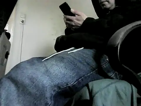 skateboy78 online show from 02/17/25, 09:13