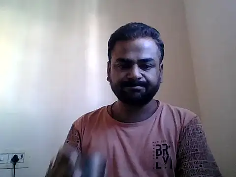 Snapshot of sree4143 chatting on 09/18/25, 03:20 sree4143 online show from 09/18/25, 03:20