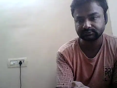 Snapshot of sree4143 chatting on 10/20/25, 11:44 sree4143 online show from 10/20/25, 11:44