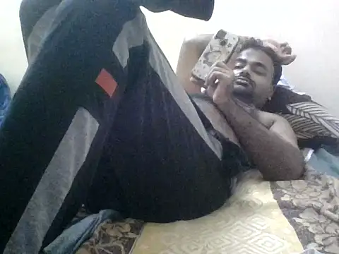 Snapshot of sree4143 chatting on 10/14/25, 05:02 sree4143 online show from 10/14/25, 05:02