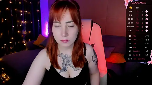 deboramoore online show from 10/20/25, 02:13