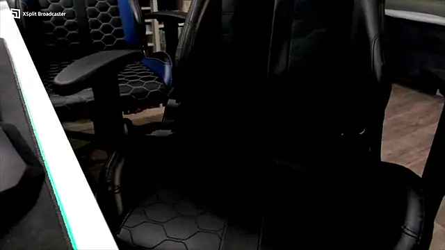 Snapshot of elgigologigante chatting on 04/14/26, 05:12 elgigologigante online show from 04/14/26, 05:12