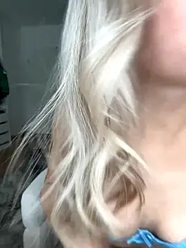 celis secret online show from 11/14/25, 07:12