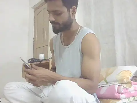 sofiacpl  online show from 11/05/25, 04:32