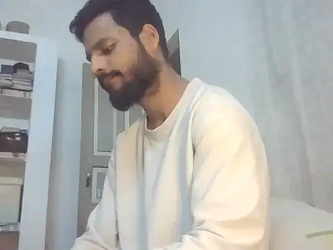 sofiacpl  online show from 11/15/25, 05:06