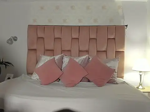 anabelle clark online show from 04/21/26, 04:24