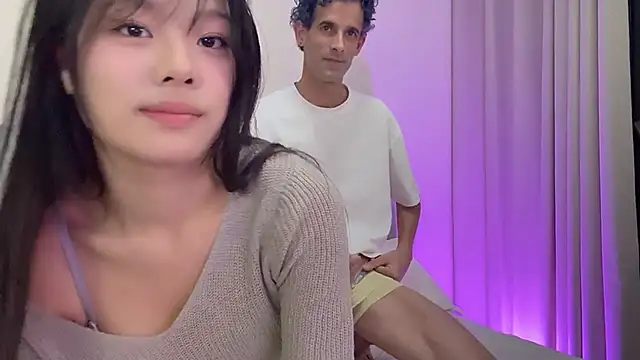 Snapshot of 19cmfuck18girl chatting on 10/13/25, 12:18 19cmfuck18girl online show from 10/13/25, 12:18
