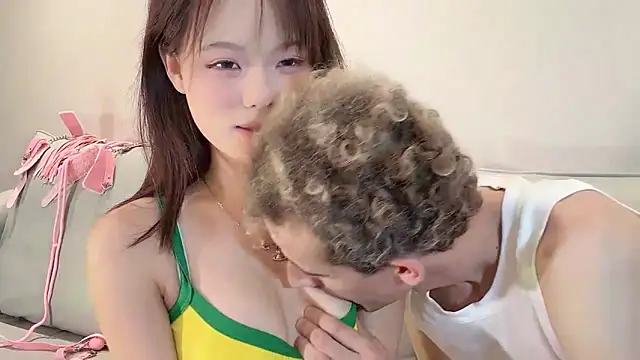 19cmfuck18girl online show from 06/21/26, 04:35