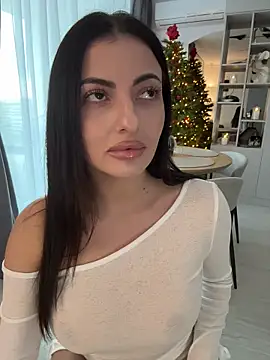 NicoleBrawn online show from 12/04/25, 10:03