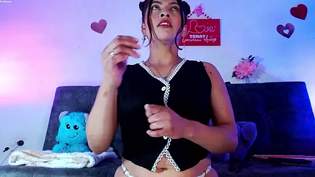 Fox Roxxan online show from 03/24/26, 01:16