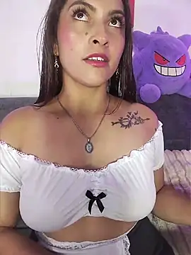 Fox Roxxan online show from 04/19/26, 02:34