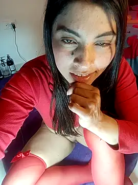 Snapshot of Fox_Roxxan chatting on 09/28/25, 01:34 Fox Roxxan online show from 09/28/25, 01:34