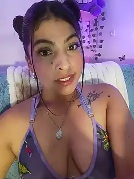 Fox Roxxan online show from 06/19/26, 02:28