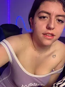 Snapshot of antonelaXantonysex chatting on 10/04/25, 06:09 antonelaXantonysex online show from 10/04/25, 06:09