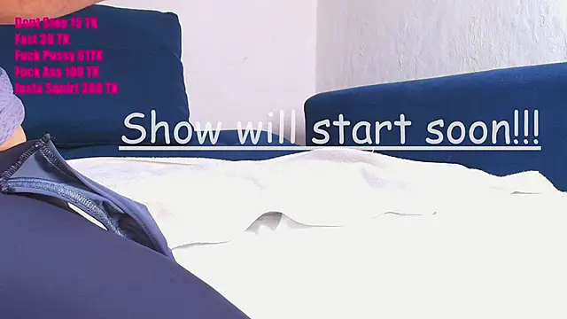 couplelove543 online show from 10/19/25, 05:26