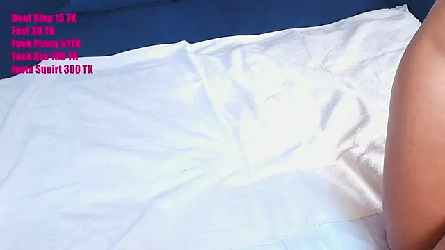 couplelove543 online show from 10/15/25, 02:03