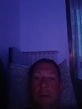Snapshot of Alessio1987 chatting on 07/16/26, 07:33 Alessio1987 online show from 07/16/26, 07:33
