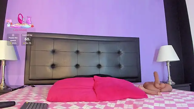 GreciaFox1 online show from 04/23/26, 12:22