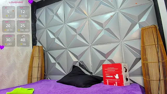 Snapshot of GreciaFox1 chatting on 11/25/25, 11:10 GreciaFox1 online show from 11/25/25, 11:10