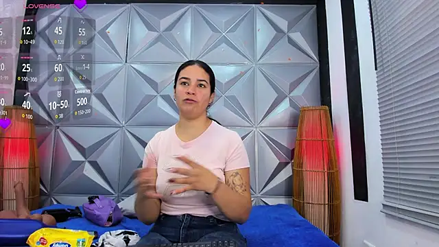 GreciaFox1 online show from 12/21/25, 12:07