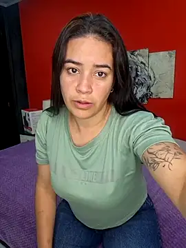 Snapshot of GreciaFox1 chatting on 11/14/25, 11:25 GreciaFox1 online show from 11/14/25, 11:25