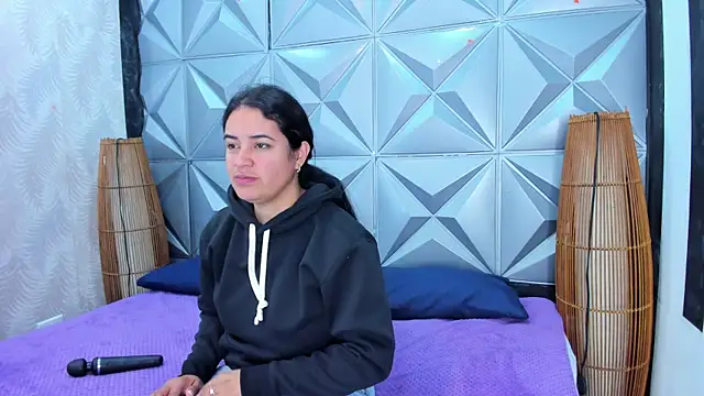 GreciaFox1 online show from 01/08/26, 12:00