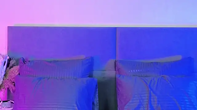 RianaRey online show from 12/05/25, 04:27