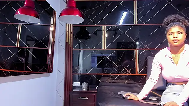 HannyThompson online show from 10/24/25, 12:04